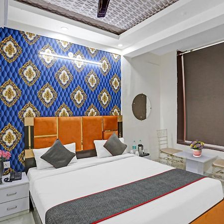 Hotel O Heritage Inn Noida Buitenkant foto