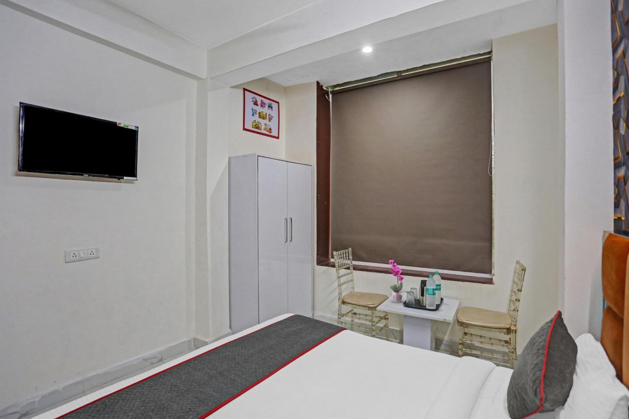 Hotel O Heritage Inn Noida Buitenkant foto