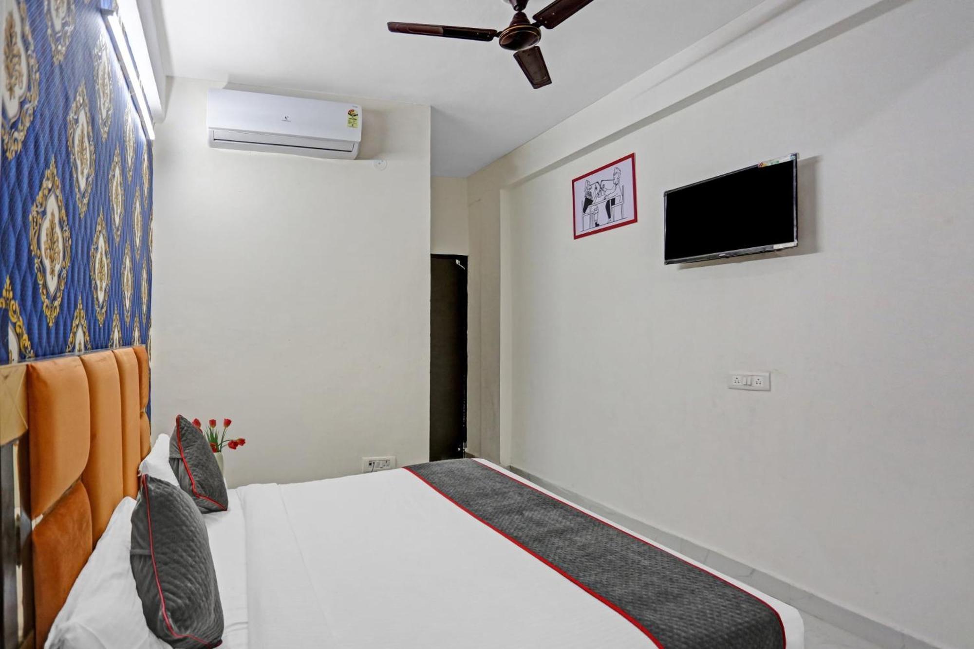 Hotel O Heritage Inn Noida Buitenkant foto