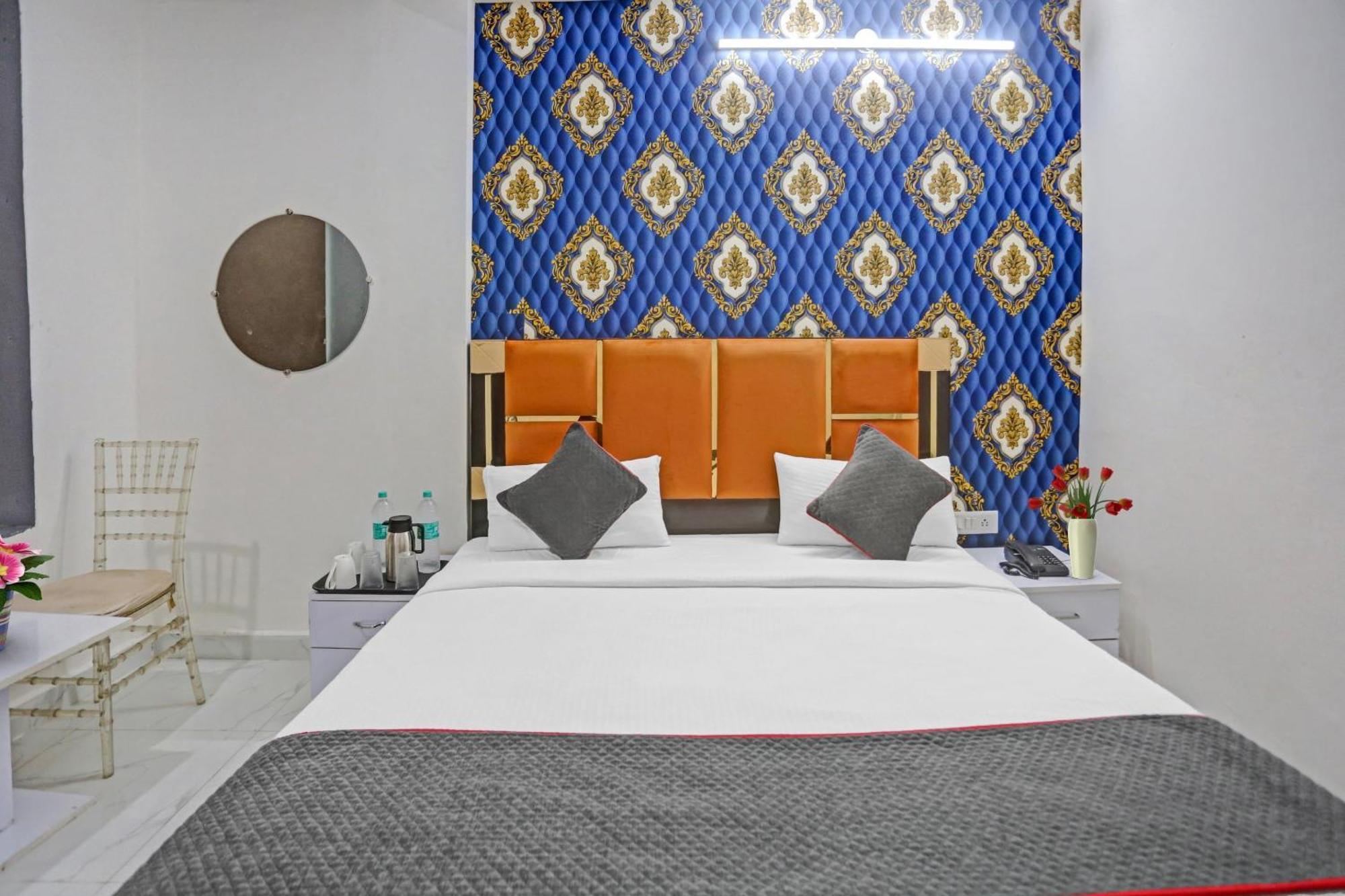 Hotel O Heritage Inn Noida Buitenkant foto