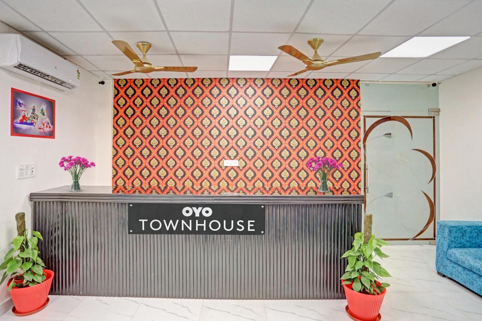 Hotel O Heritage Inn Noida Buitenkant foto